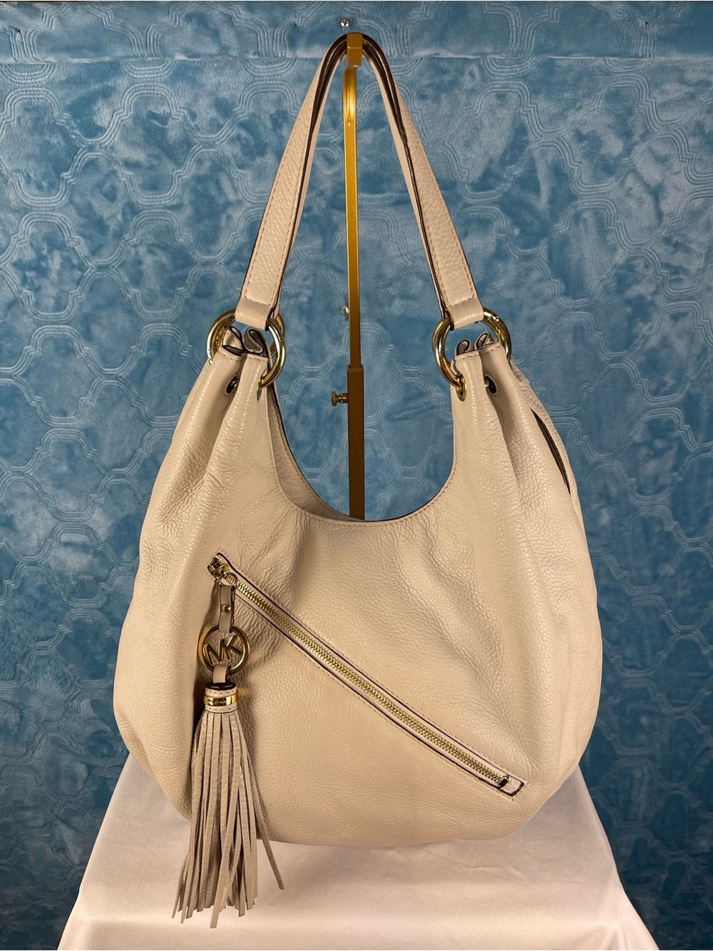 Michael Kors Beige Leather Hobo Shoulder Bag with Tassel